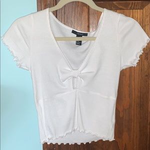 FOREVER 21- White crop top